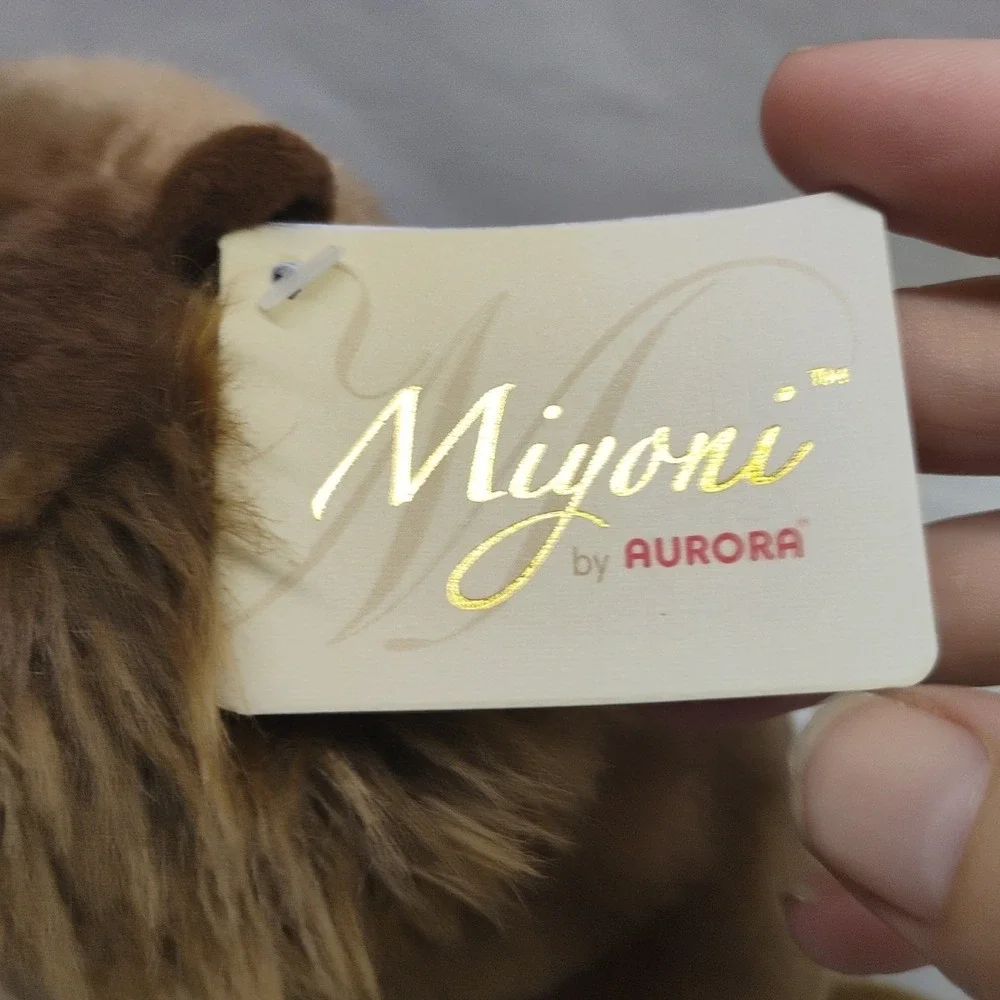 NWT Aurora Miyoni‎ Beaver 8